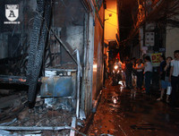 Hà Nội: Cháy rụi cửa hàng giặt là và sang chiết gas ở Vũ Tông Phan