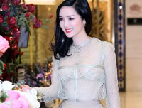 Hoa hậu đền Hùng Giáng My diện áo xuyên thấu cực gợi cảm