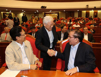 Hình ảnh Ban Bí thư TW Đảng gặp mặt cán bộ lãnh đạo nghỉ hưu