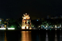 Lung linh đêm Hà Nội