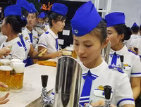 Độc đáo lễ hội bia tại Triều Tiên khiến du khách thế giới thích thú
