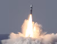 Tên lửa hạt nhân ẩn mình dưới đại dương có độ chính xác nhất thế giới của Mỹ