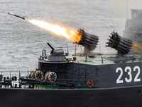 Nga bất ngờ ra mắt siêu rocket sát thủ diệt ngầm, Mỹ và NATO thêm lo lắng