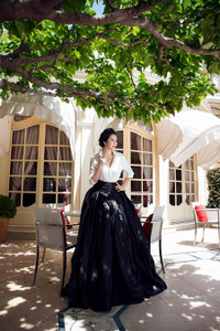 Lý Nhã Kỳ khoe dáng trong phong cách thời trang 