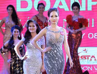 Nguyễn Bảo Ngọc đăng quang Hoa khôi Duyên dáng doanh nhân Việt 2017