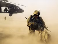 Mỹ bất ngờ triển khai vũ khí cực mạnh tới Syria, khiến Nga lo lắng (2)