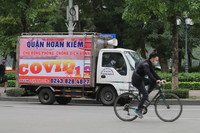 Hà Nội trong ngày đầu thực hiện cách ly toàn xã hội phòng chống dịch Covid-19