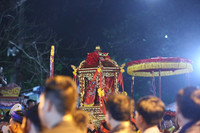 Không ngại chen chúc, biển người dự lễ khai ấn đền Trần 2018