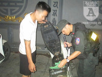 [ẢNH] Sát cánh cùng Cảnh sát 141 Hà Nội trong đêm chống đua xe