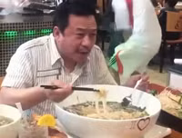 Bất ngờ với món ăn Việt Nam khiến người phương Tây nghiện mê mẩn