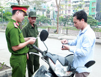 Phường Khương Đình quyết liệt xử lý vi phạm về trật tự đô thị