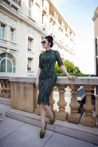 Lý Nhã Kỳ khoe dáng trong phong cách thời trang 