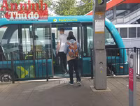 Thú vị khám phá loại xe bus không người lái đầu tiên trên thế giới (1)