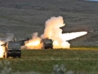 Mỹ bất ngờ triển khai vũ khí cực mạnh tới Syria, khiến Nga lo lắng (2)