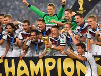 Người tạo ra ý tưởng vĩ đại cho chiếc cúp bóng đá FIFA ngày nay chính là một họa sĩ người Ý