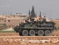 Mỹ bất ngờ triển khai vũ khí cực mạnh tới Syria, khiến Nga lo lắng (2)