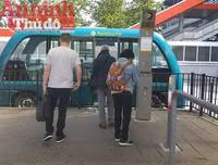 Thú vị khám phá loại xe bus không người lái đầu tiên trên thế giới (1)