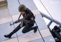 Báo Trung Quốc khen ngợi kỹ năng tác chiến của nữ cảnh sát đặc nhiệm Việt Nam