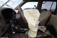 Australia thu hồi 2,3 triệu ô tô sử dụng túi khí không an toàn của hãng Takata