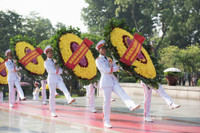 Lễ dâng hương, tưởng nhớ các Anh hùng- liệt sỹ diễn ra trang trọng trên toàn quốc