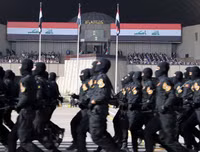 Iraq duyệt binh rầm rộ ăn mừng chiến thắng IS ở Mosul