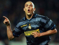 Những huyền thoại lẫy lừng chưa từng vô địch Champions League