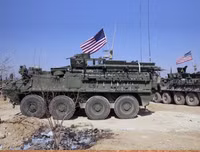 Mỹ bất ngờ triển khai vũ khí cực mạnh tới Syria, khiến Nga lo lắng (2)