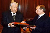 [ẢNH] Chân dung người chắp cánh cho Vladimir Putin trở thành Tổng thống Nga vĩ đại