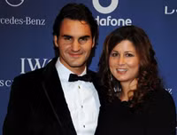 Vẻ đẹp mặn mà của Mirka, người giúp Federer trở thành thiên tài trong làng bóng nỉ