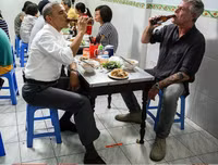 Bất ngờ với món ăn Việt Nam khiến người phương Tây nghiện mê mẩn