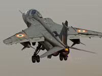 Ấn Độ vung tiền mua máy bay 