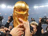 Bất ngờ lý thú về chiếc cúp vàng bóng đá FIFA mà không phải ai cũng biết.