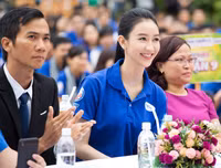 Á hậu Hà Thu làm đại sứ chiến dịch 