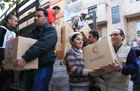 13 xe cứu trợ nhân đạo đã vào được vùng đông Ghouta, Syria