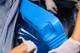 Nữ hành khách Thái Lan giấu 4,5kg ma túy trong vali, bị bắt tại sân bay Tân Sơn Nhất