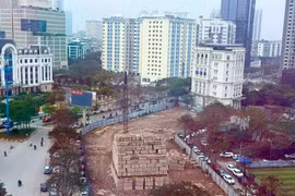 Ôm đất vàng gần 20 năm, ông lớn ngân hàng bị Hà Nội ra “tối hậu thư”