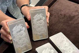 Giá bạc vượt 3 triệu đồng/lượng, chuyên gia dự báo năm 2026 thế nào?