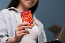 Nhẹ gánh sắm Tết nhờ bí kíp VPBank S Rewards Mastercard