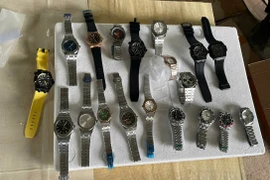 Thu giữ 874 chiếc đồng hồ nghi giả các nhãn hiệu nổi tiếng