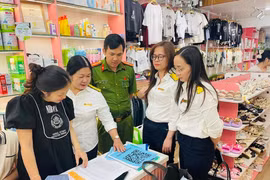 Bộ Tài chính đề xuất sửa đổi ngưỡng doanh thu chịu thuế của hộ kinh doanh