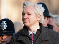 [ẢNH] Tòa án Anh bác bỏ yêu cầu nhà sáng lập Wikileaks về Mỹ