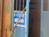 Cận cảnh hố sụt tại 193 ngõ Văn Chương