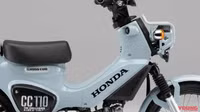 [ẢNH] Honda Cross Cub 110 bổ sung phiên bản đặc biệt đẹp long lanh