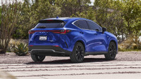 [ẢNH] Lexus NX 2022: Mềm mại và hiện đại hơn, thêm động cơ điện