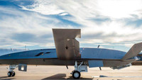 [ẢNH] MQ-25 Stingray: 