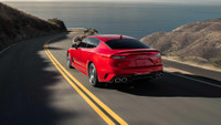 [ẢNH] Kia Stinger 2022: Thiết kế thể thao và mới mẻ