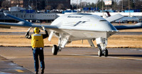 [ẢNH] MQ-25 Stingray: 