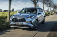 [ẢNH] Toyota Highlander 2021: Rộng rãi và thực dụng