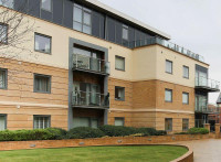 [ẢNH] Dân Hong Kong đổ xô mua nhà ở Anh 