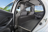 [ẢNH] Chiêm ngưỡng phiên bản Toyota Yaris chuyên dụng cho chở hàng